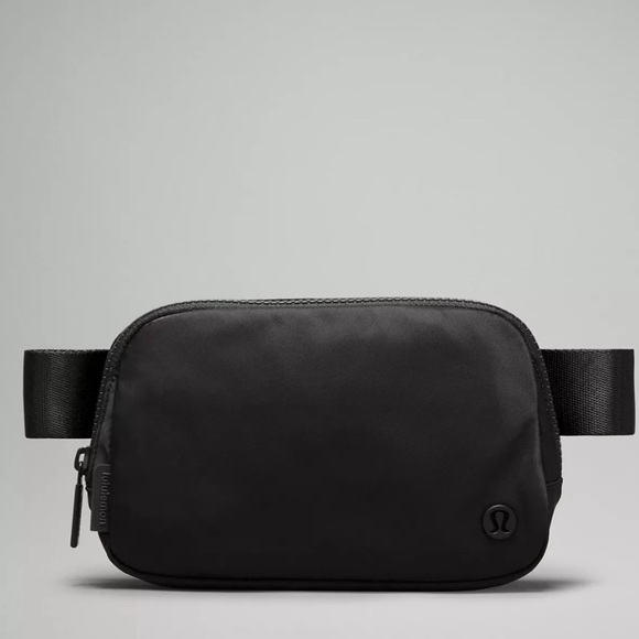 Lululemon Everywhere Belt Bag 1L - Picture 1 of 4